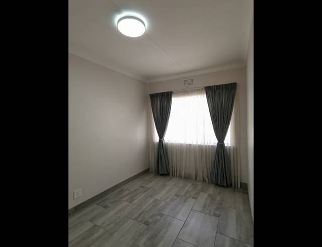 2 BEDROOM APARTMENT FOR SALE IN ROBINDALE